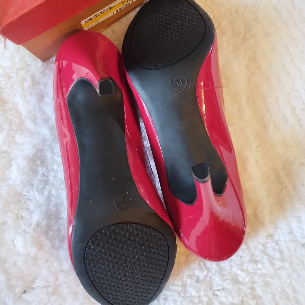 Mossimo Pearce Pumps - Picture 3 of 3